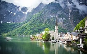 Hallstatt Lake View House